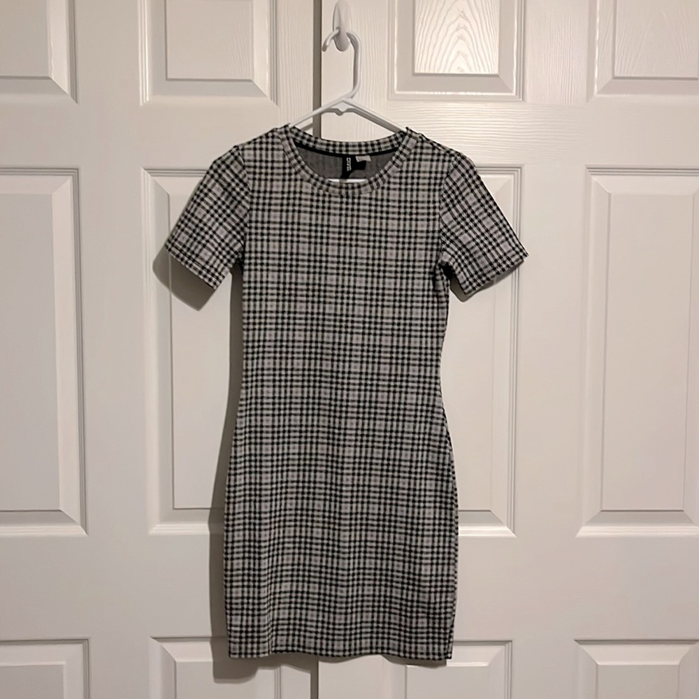 H&M Houndstooth mini dress
